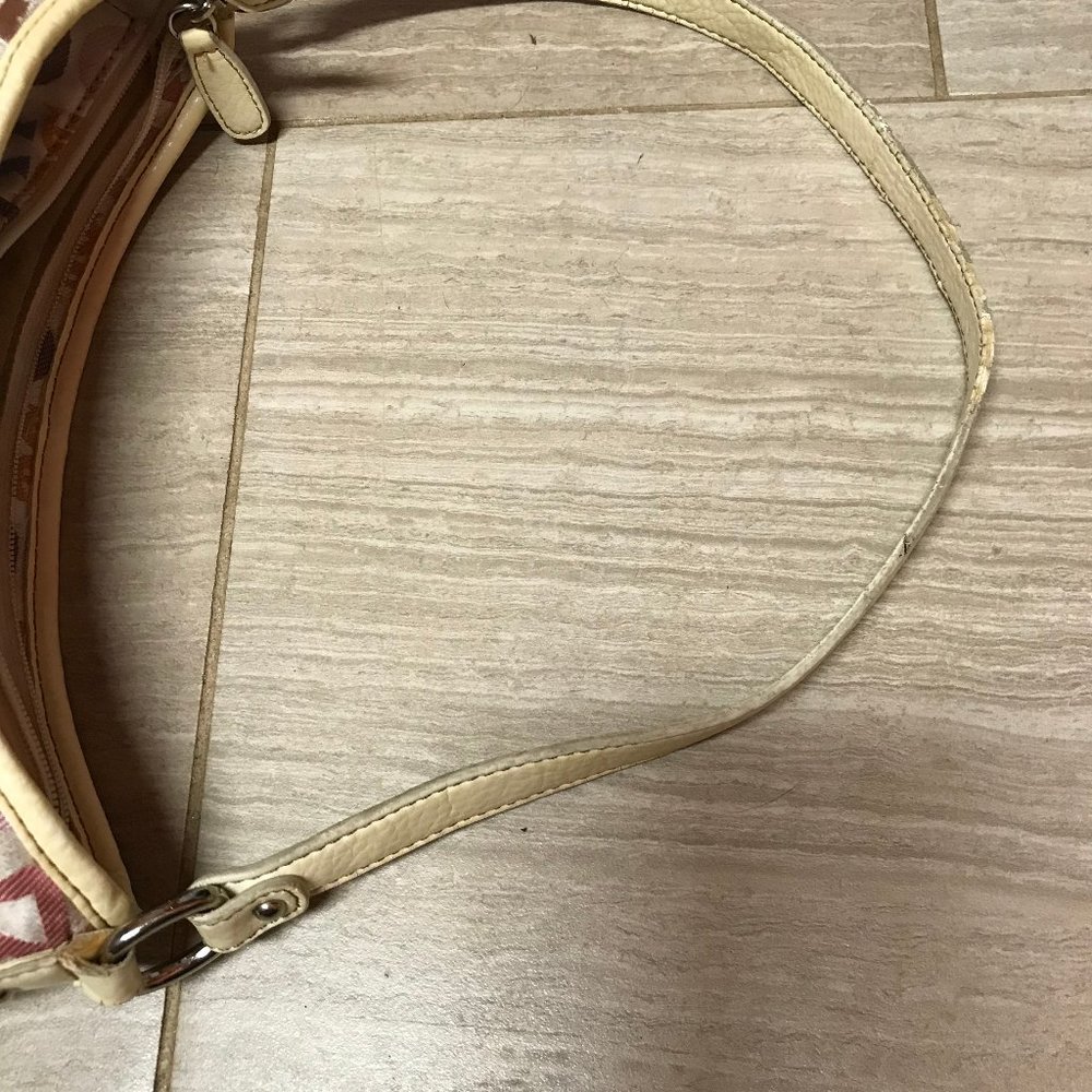 Aigner Purse - Picture 8 of 8